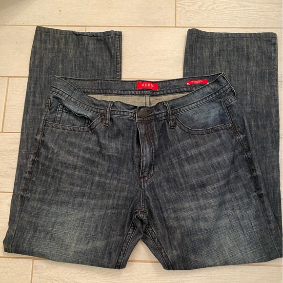 EUC MEN’S GUESS RELAXED STRAIGHT ROWLAND FIT JEANS IN 36 x 30.5 - Picture 11 of 13